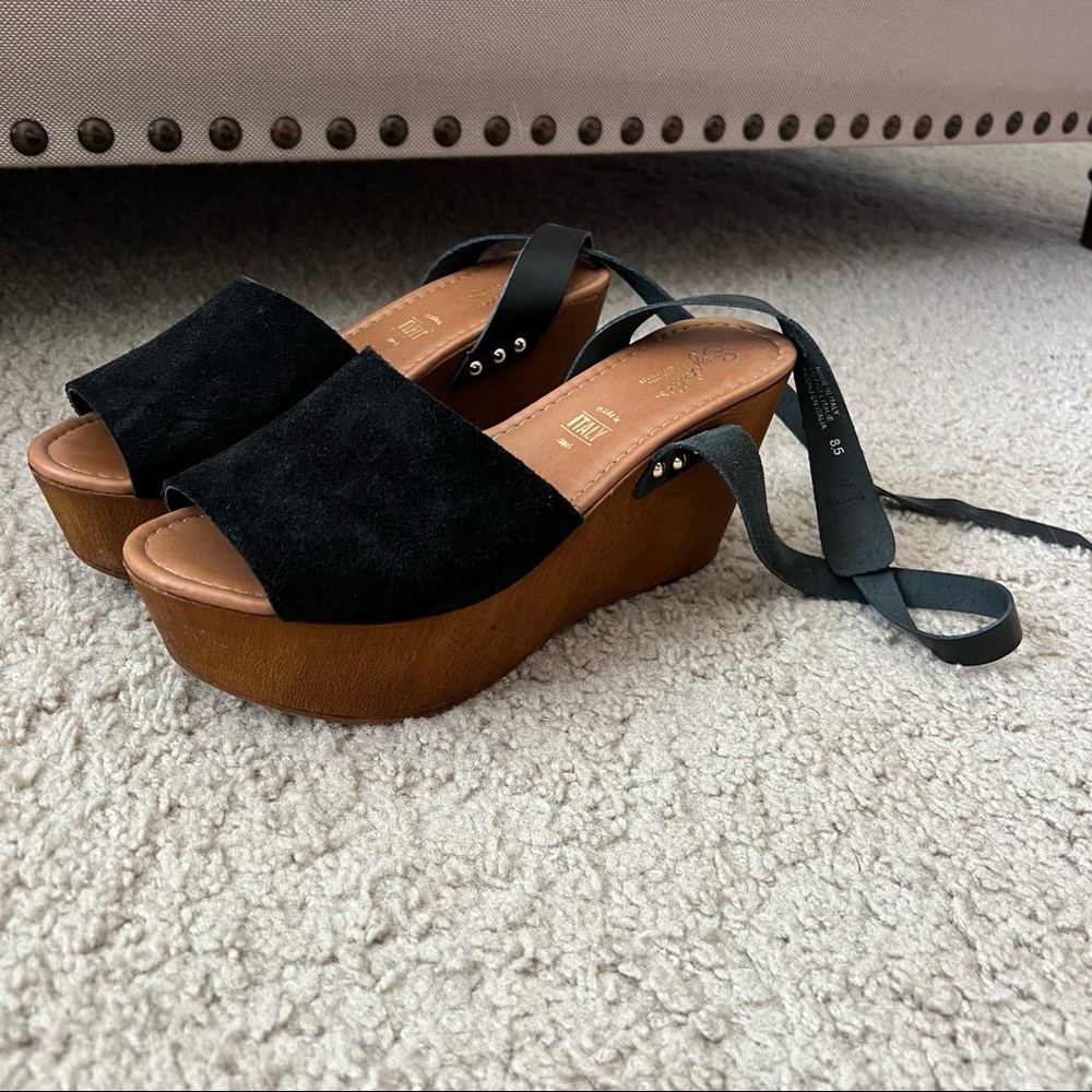 Seychelles platform wedges